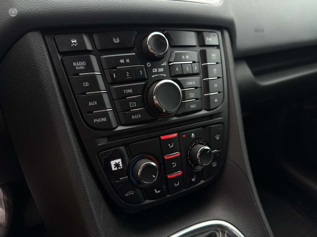 Opel Meriva 2010 — photo 16