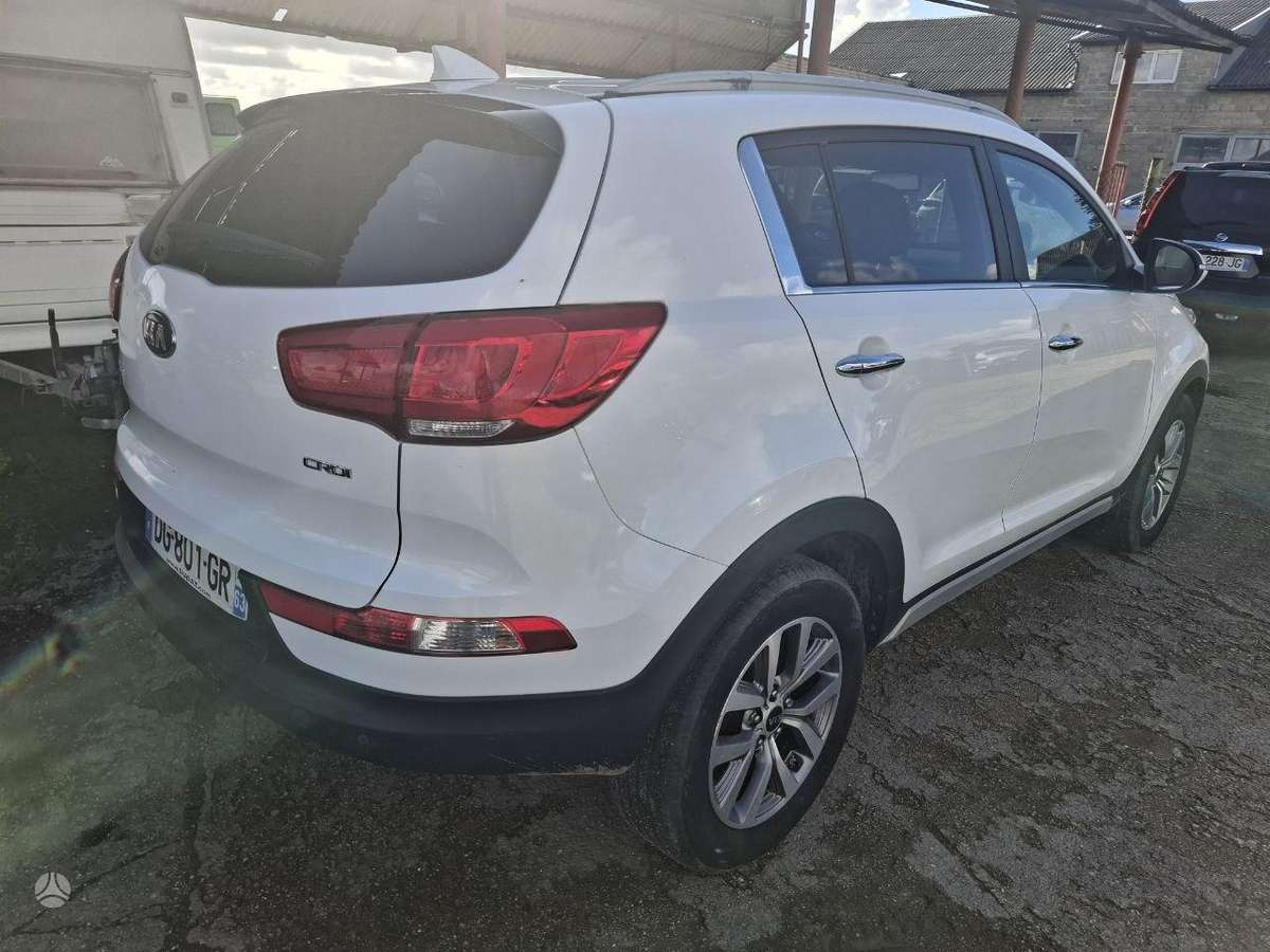Kia Sportage 2014 — interior