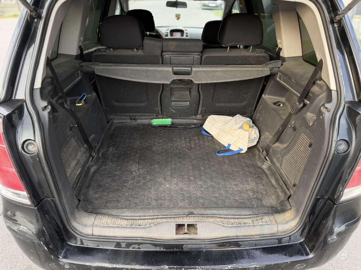Opel Zafira 2007 — photo 11