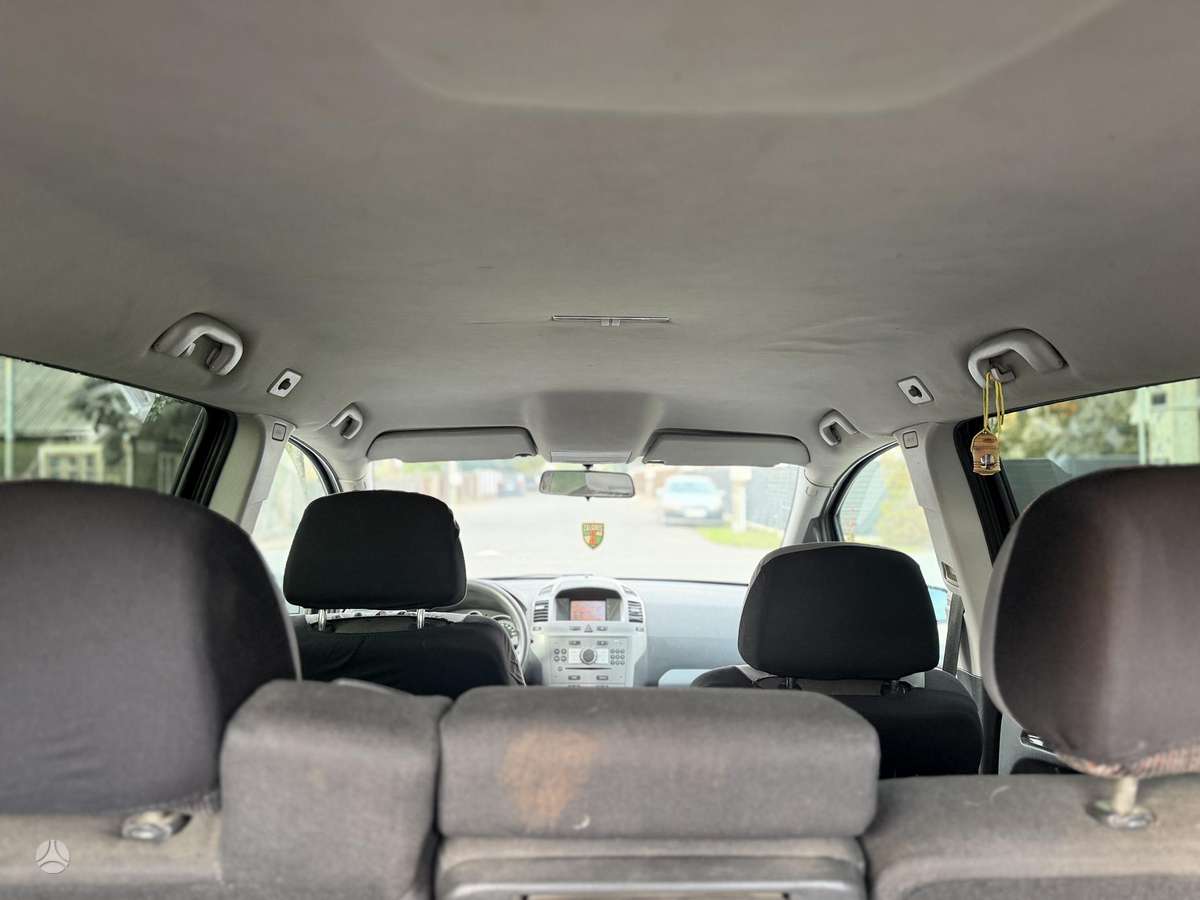 Opel Zafira 2007 — photo 12
