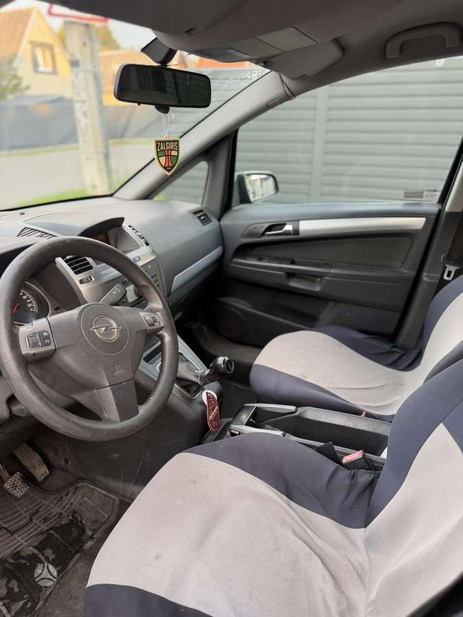 Opel Zafira 2007 — photo 14