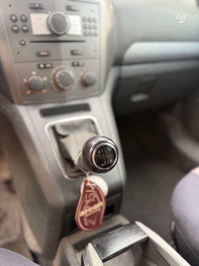 Opel Zafira 2007 — photo 22