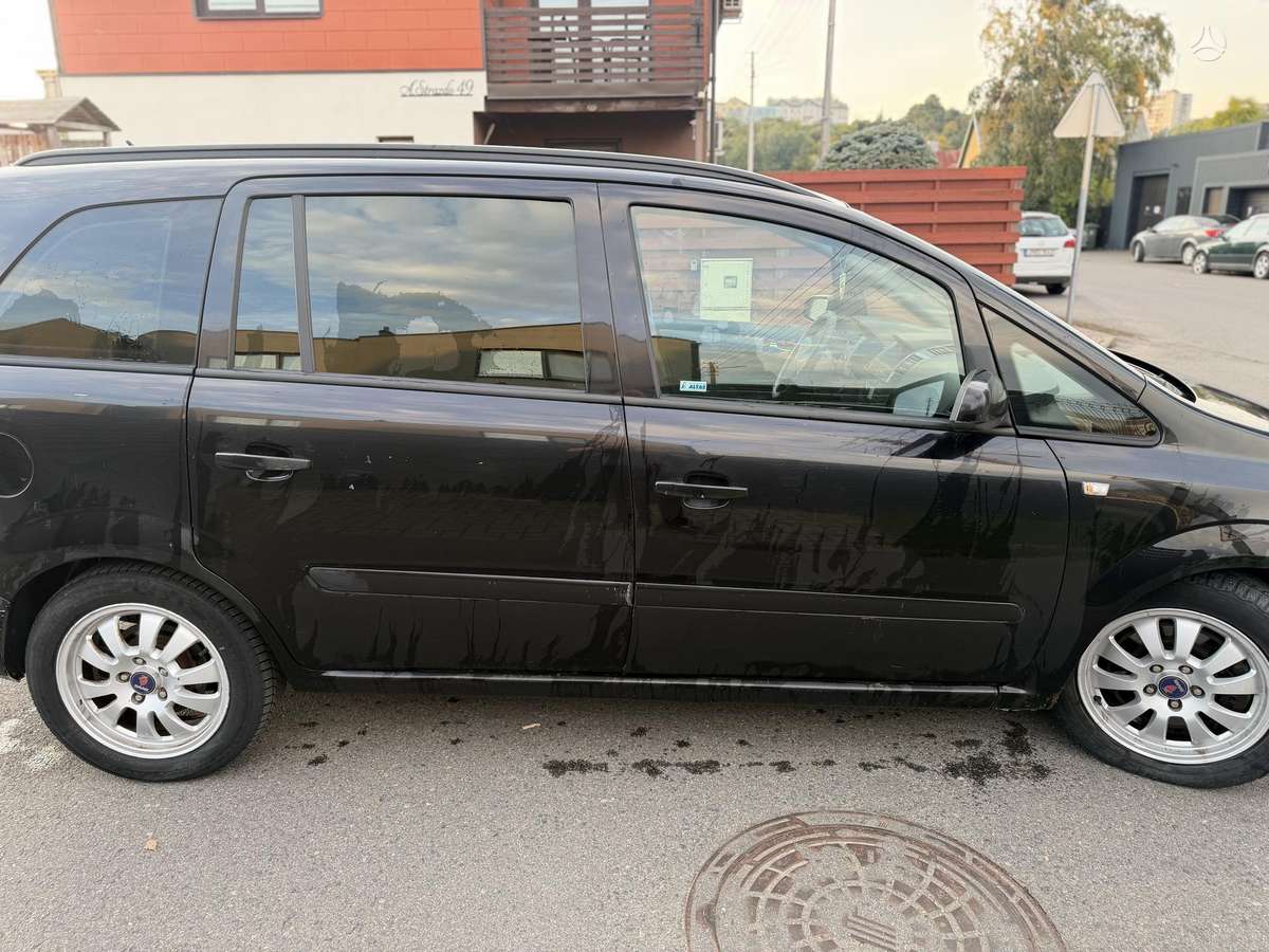 Opel Zafira 2007 — photo 5