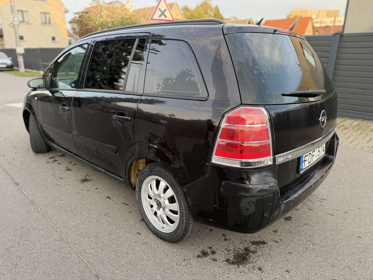 Opel Zafira 2007 — photo 8
