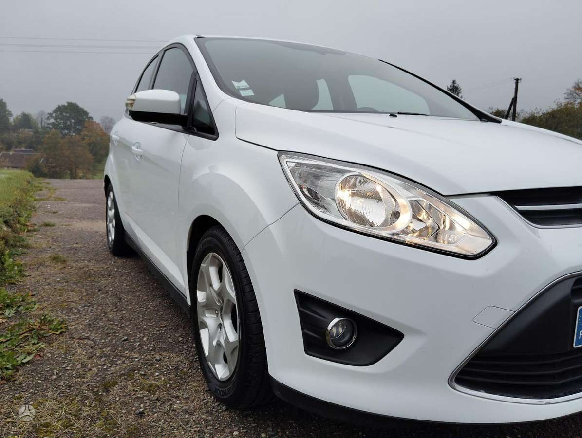 Ford C-MAX 2012 — фото 20