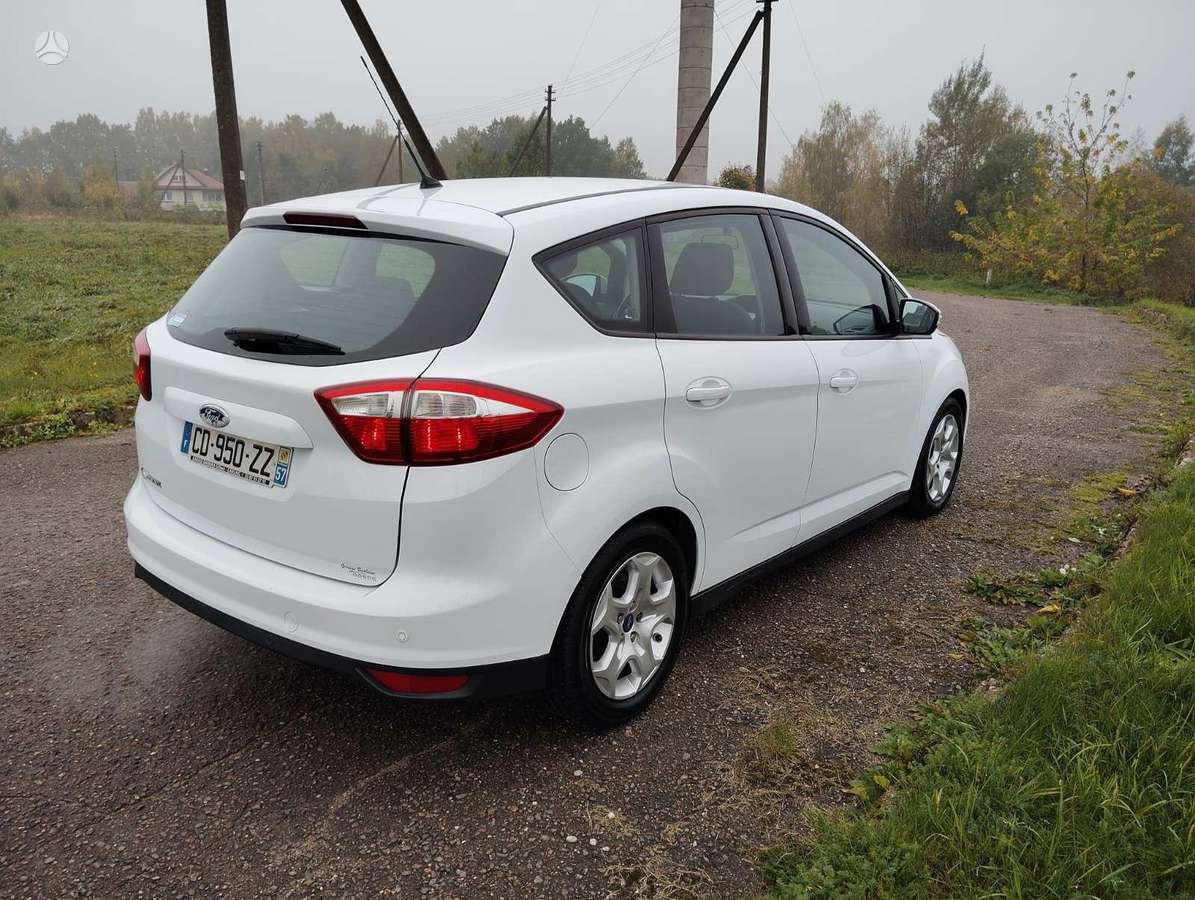 Ford C-MAX 2012 — двигун 1560 cm³, 116 HP (85kW)