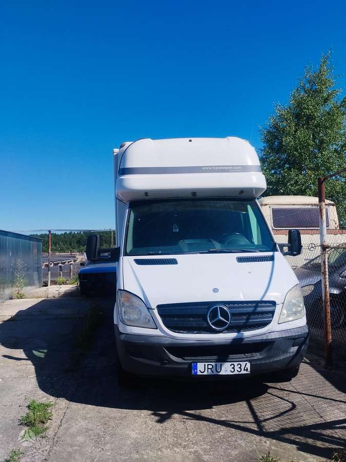 Mercedes-Benz Sprinter 2006 — interior