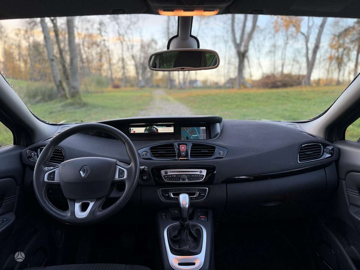 Renault Grand 2011 — photo 9
