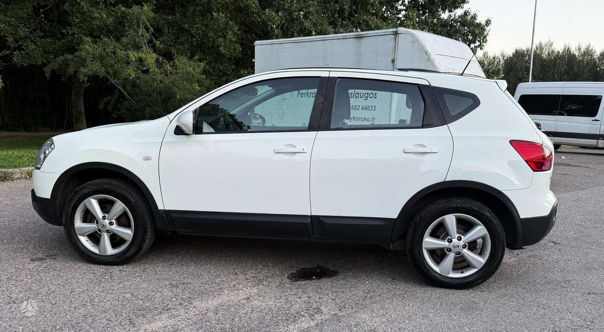 Nissan Qashqai 2010 — photo 8