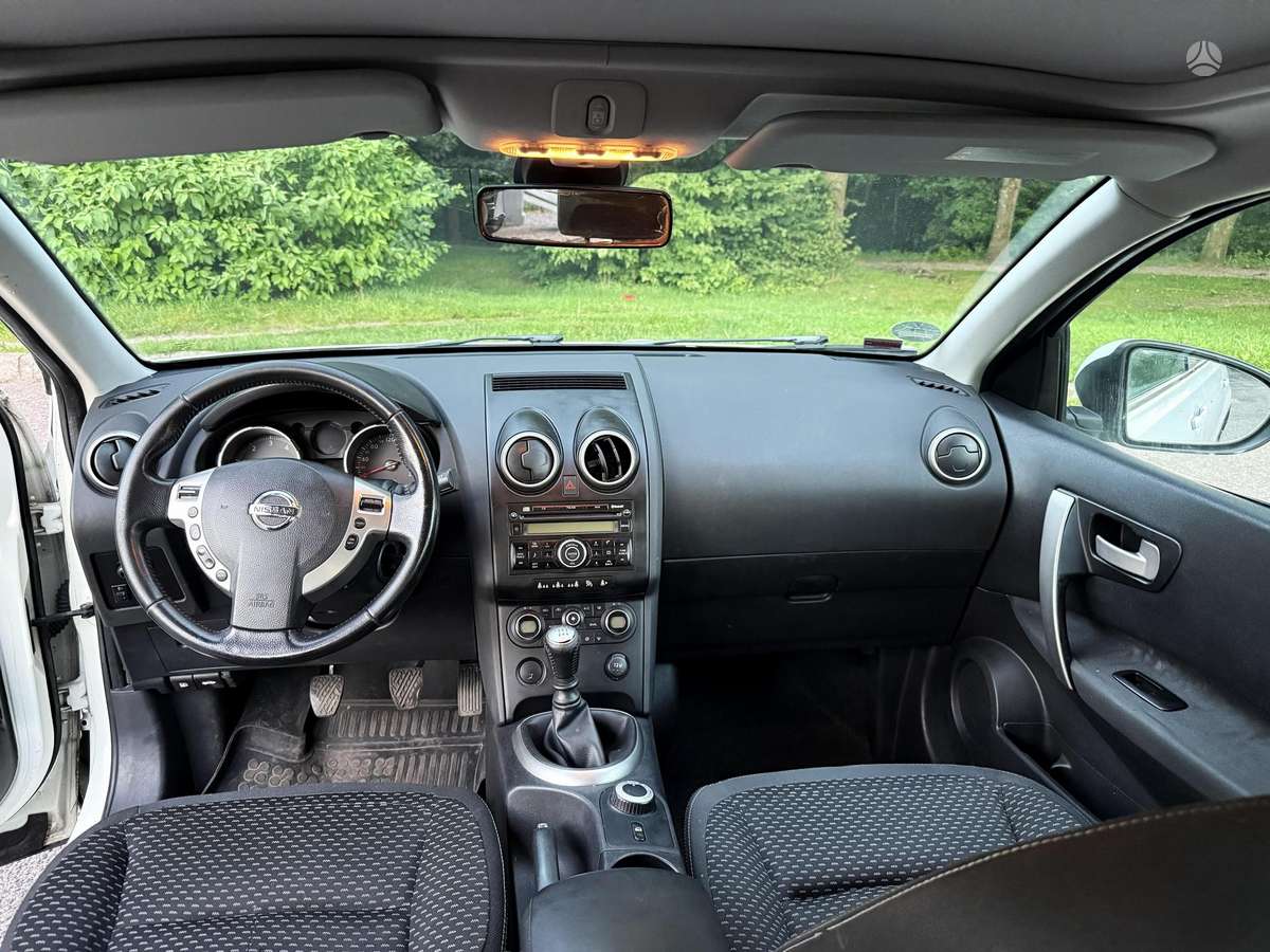 Nissan Qashqai 2010 — photo 9