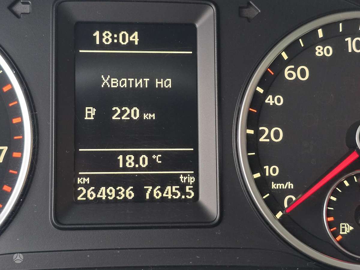Volkswagen Tiguan 2011 — photo 20
