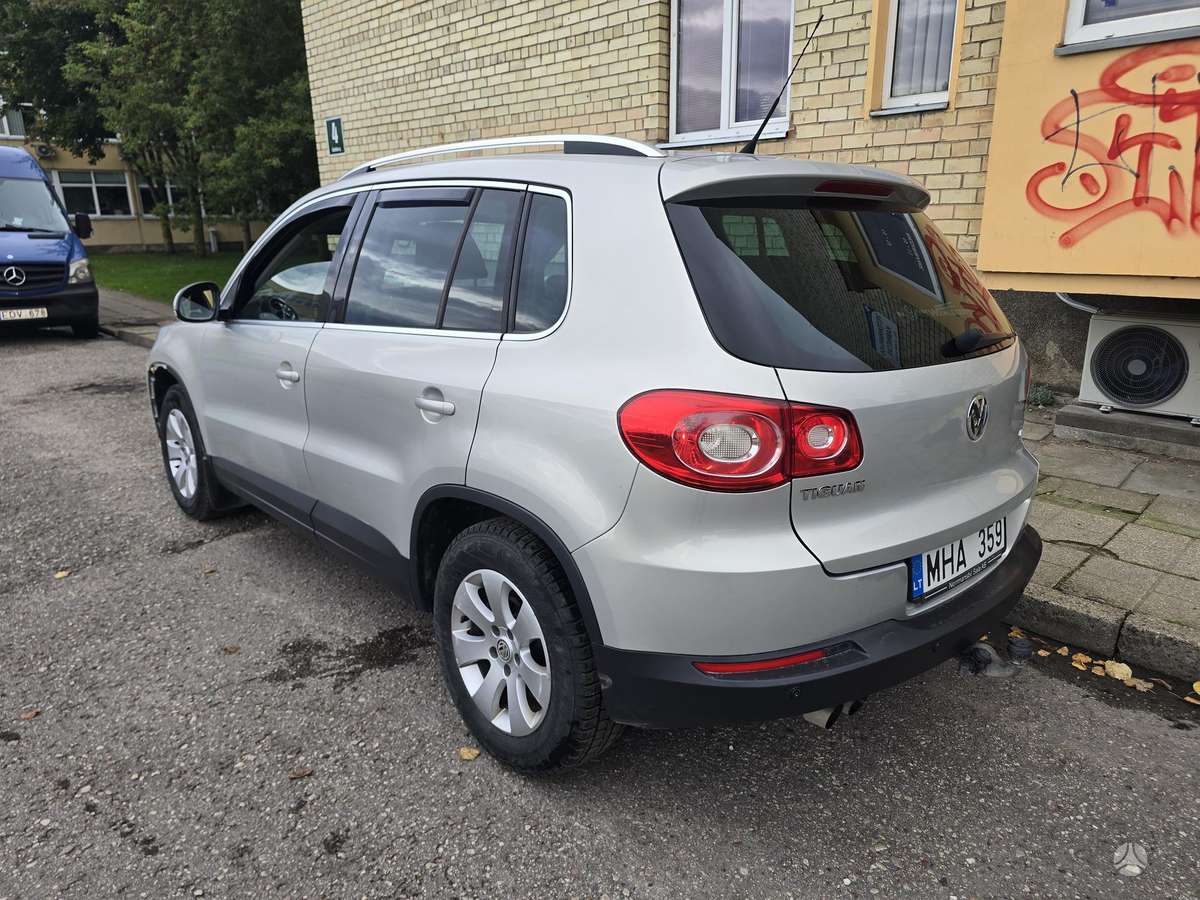 Volkswagen Tiguan 2011 — engine 1400 cm³, 150 HP (110kW)
