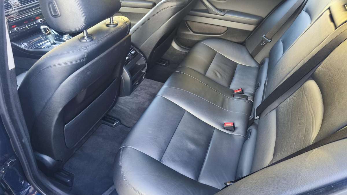 BMW 525 2013 — photo 12