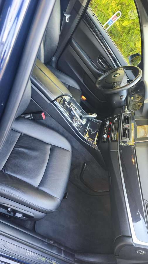 BMW 525 2013 — photo 14