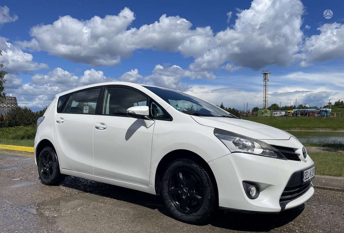 Toyota Verso, 2013