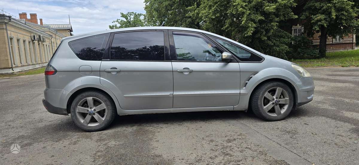 Ford S-MAX 2007 — rear view