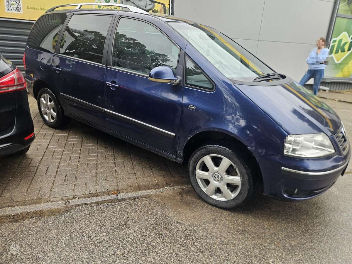 Volkswagen Sharan 2008 — photo 9