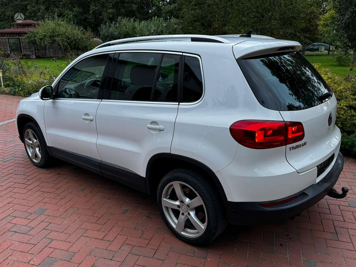 Volkswagen Tiguan 2011 — photo 6