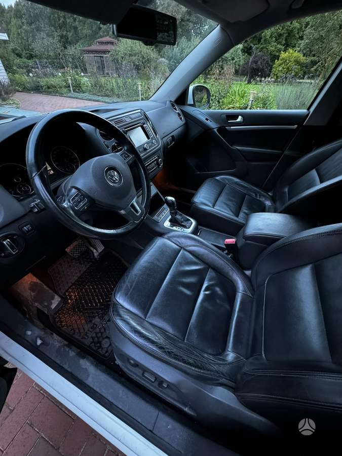 Volkswagen Tiguan 2011 — photo 7