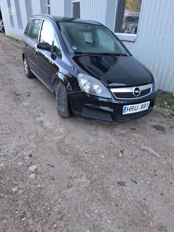 Opel Zafira, 2009