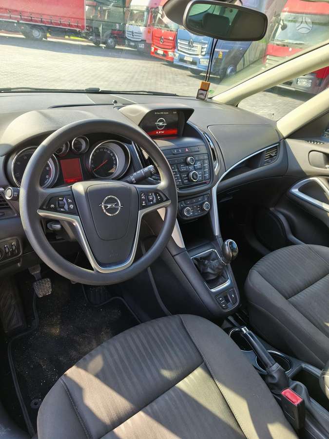 Opel Zafira, 2014