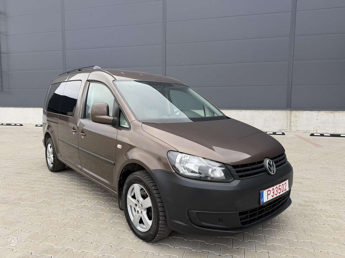 Volkswagen Caddy 2011 — салон