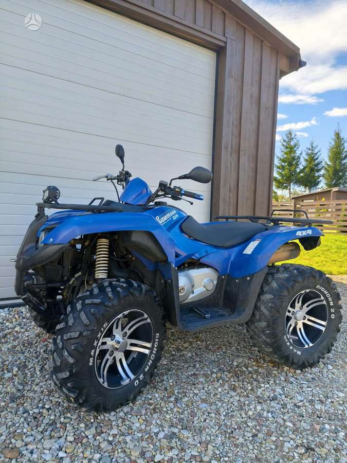 Sym -kita- 2010 — rear view
