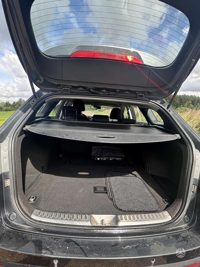 Hyundai i40 2013 — interior