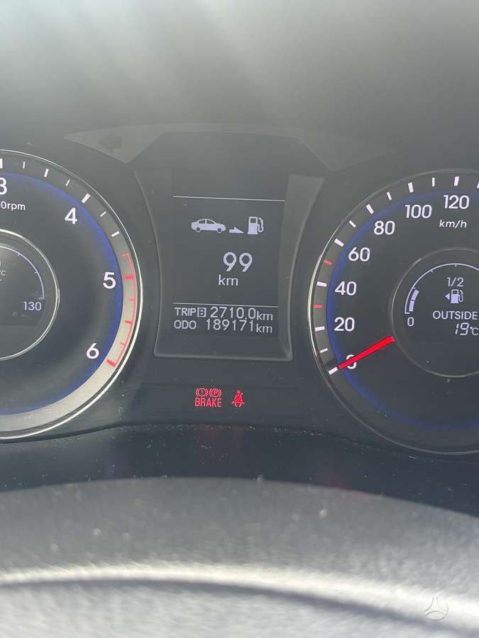 Hyundai i40 2013 — photo 8
