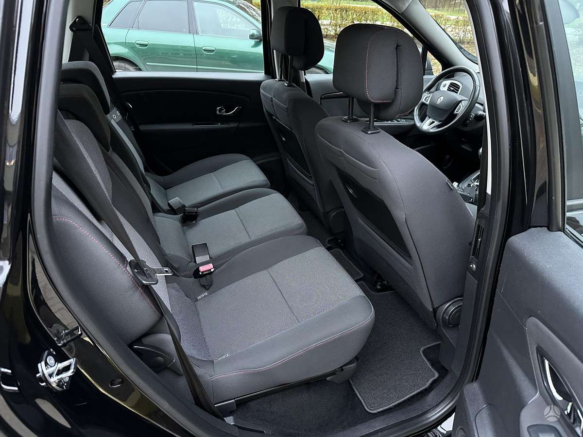 Renault Scenic 2012 — photo 14