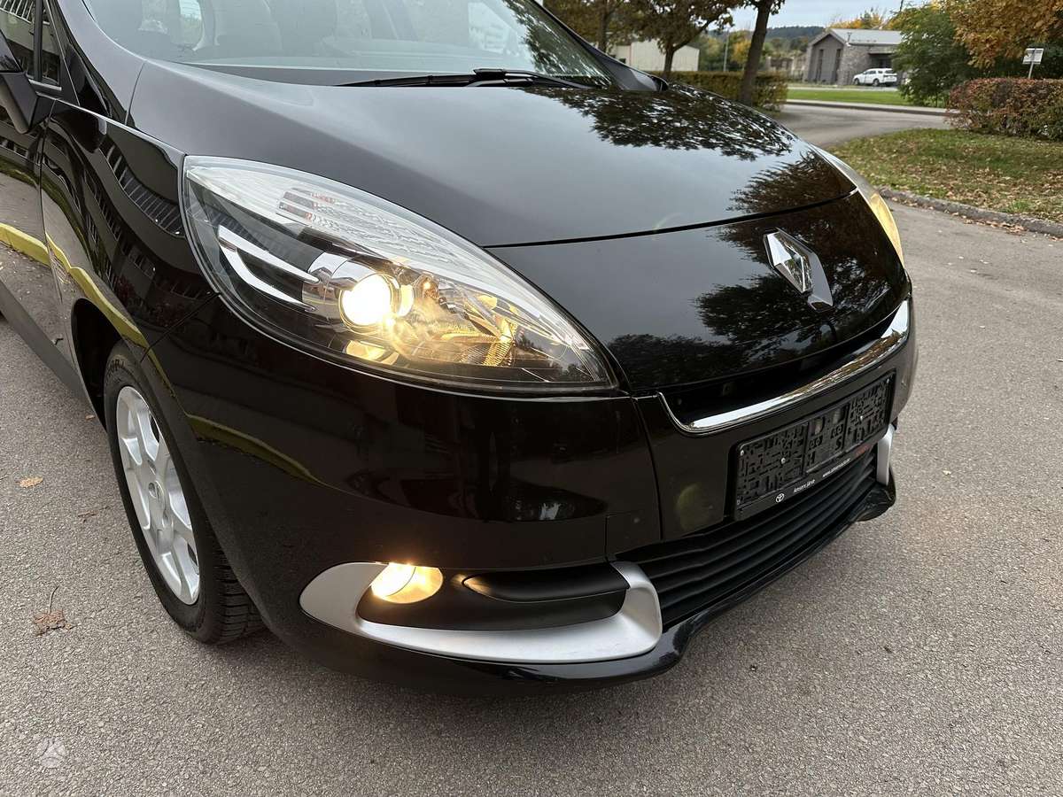 Renault Scenic 2012 — photo 7