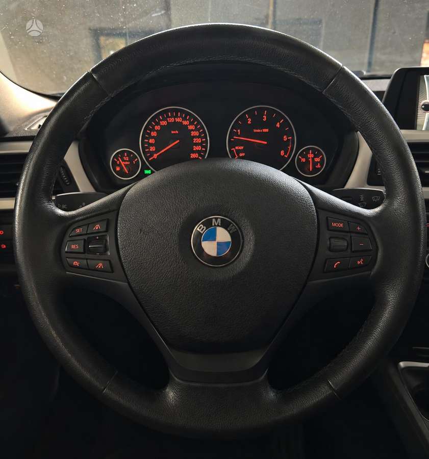 BMW 330 2012 — фото 21