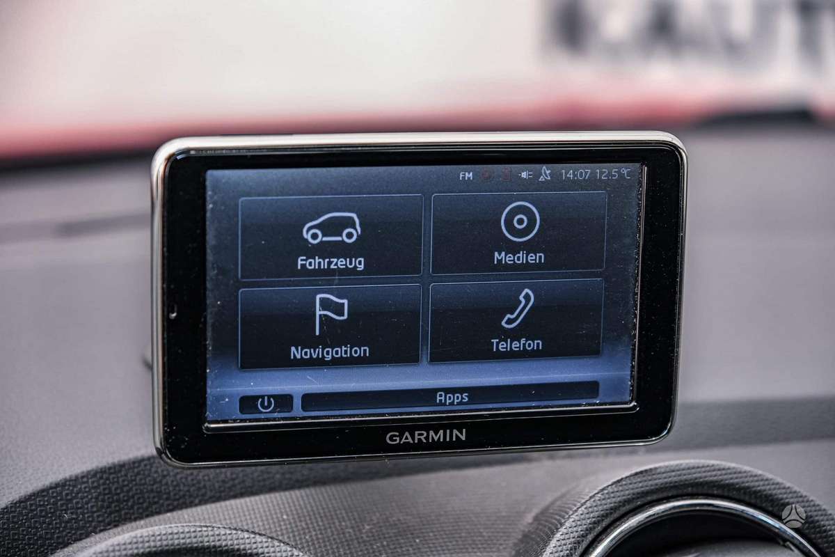 Seat Ibiza 2015 — photo 16