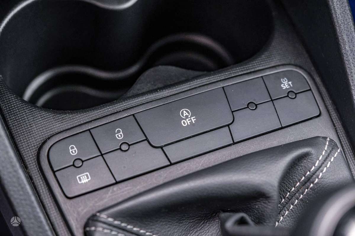 Seat Ibiza 2015 — photo 19