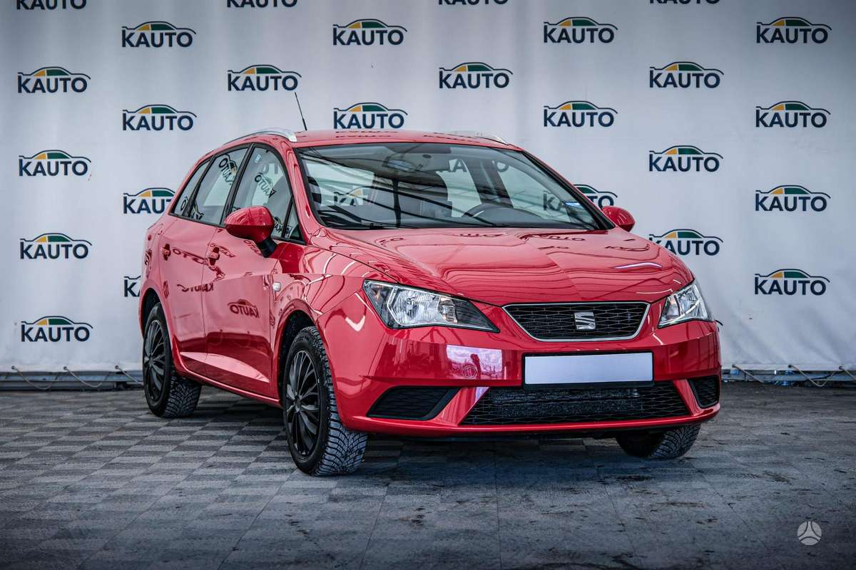 Seat Ibiza 2015 — rear view