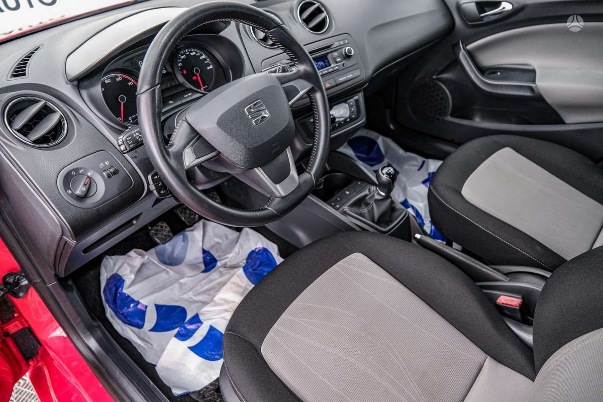 Seat Ibiza 2015 — photo 5