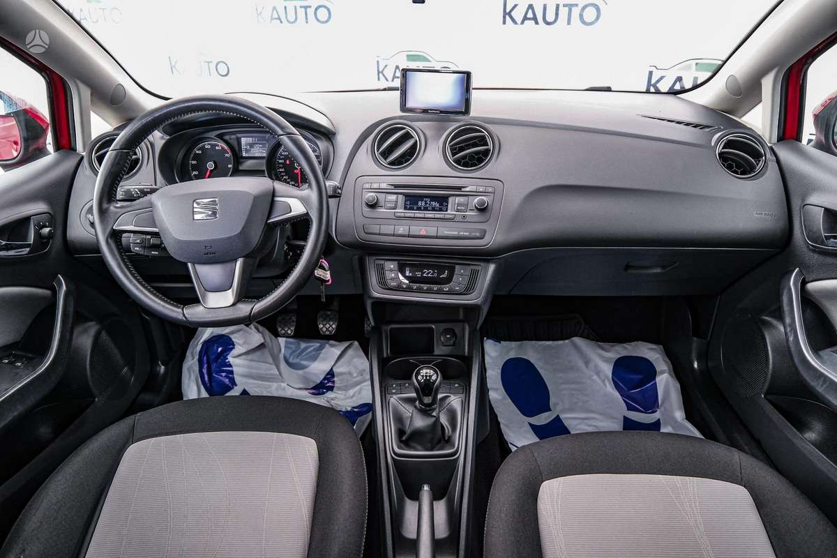 Seat Ibiza 2015 — photo 8