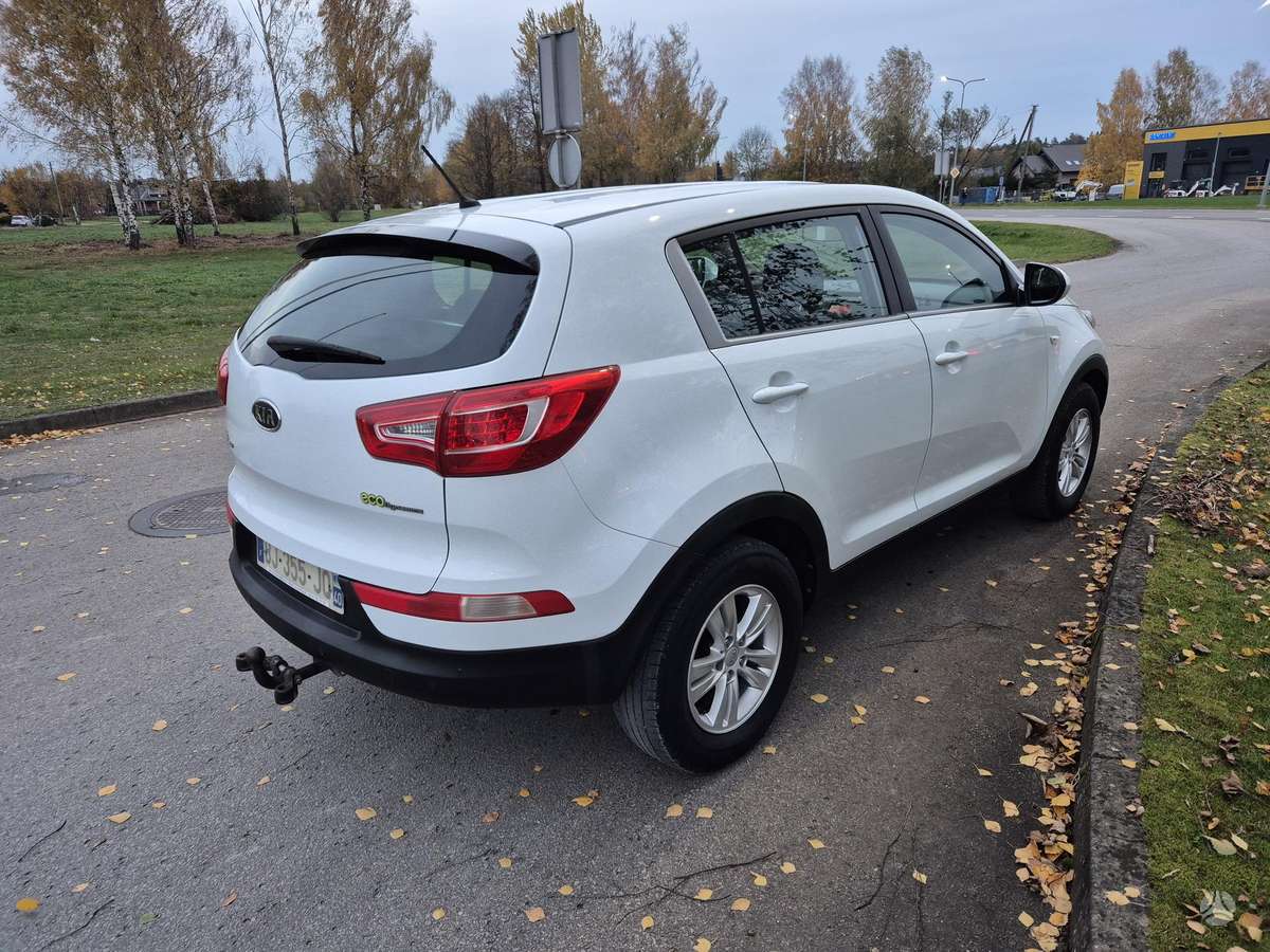 Kia Sportage 2011 — photo 5