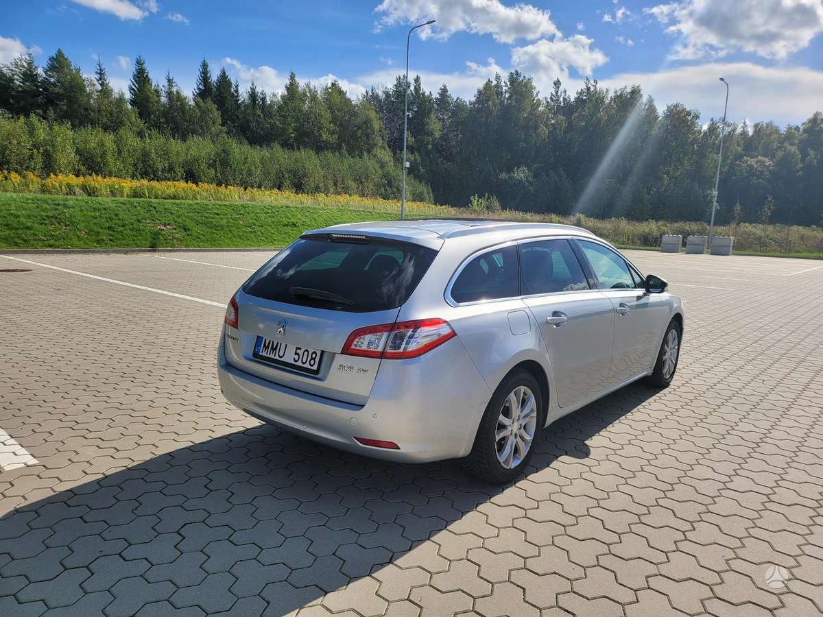 Peugeot 508 2013 — салон