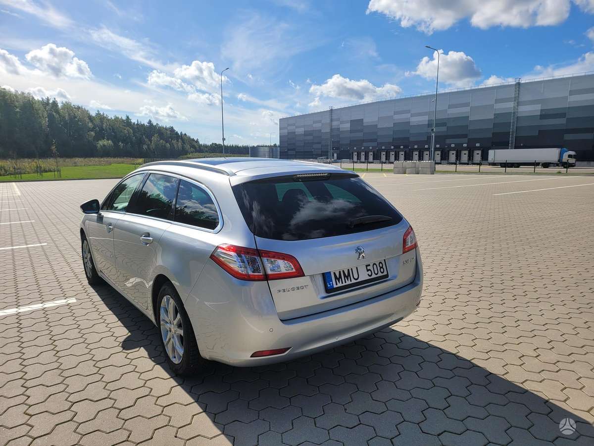 Peugeot 508 2013 — двигун 1560 cm³, 114 HP (84kW)