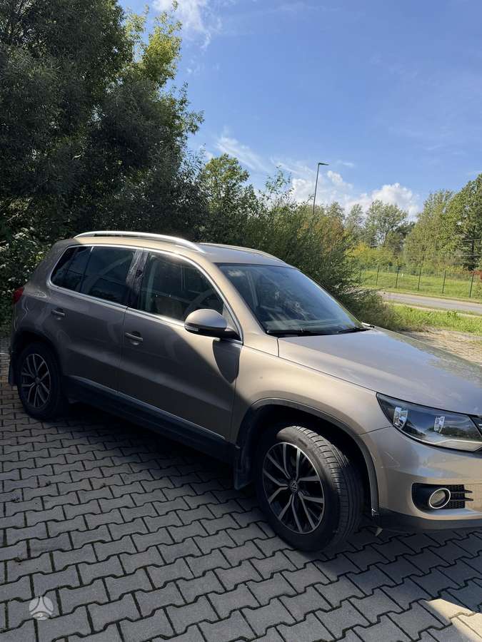 Volkswagen Tiguan 2012 — engine 1390 cm³, 122 HP (90kW)