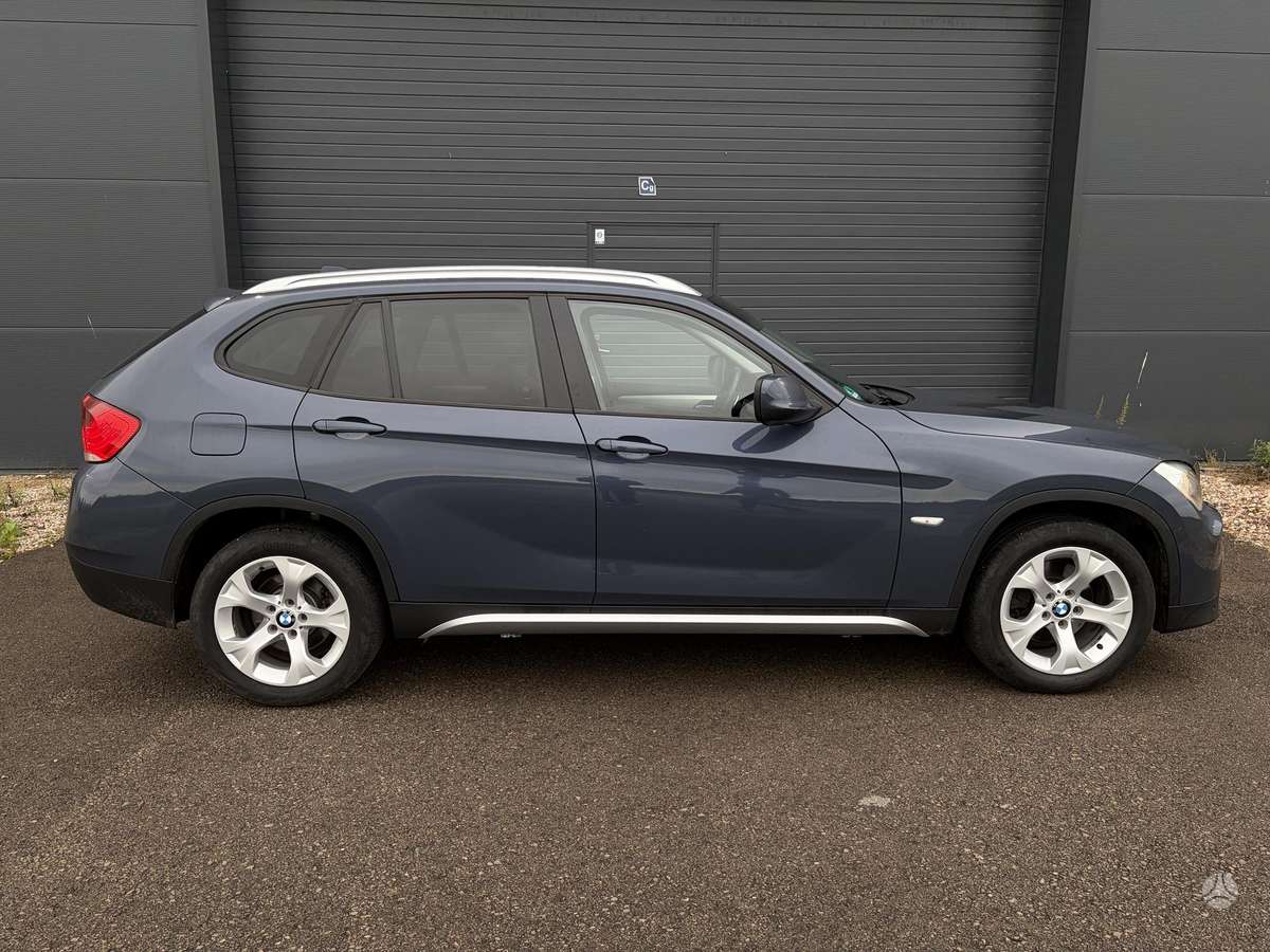 BMW X1 2011 — двигун 1995 cm³, 177 HP (130kW)