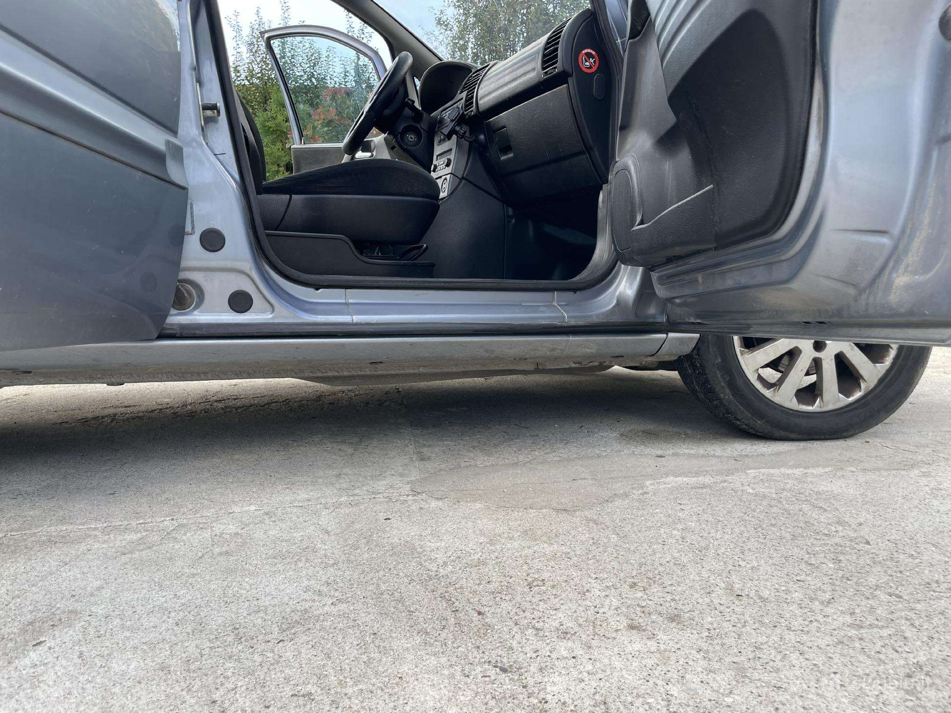 Opel Zafira 2005 — photo 8
