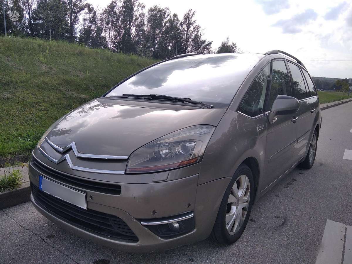 Citroen Grand 2010 — вигляд ззаду