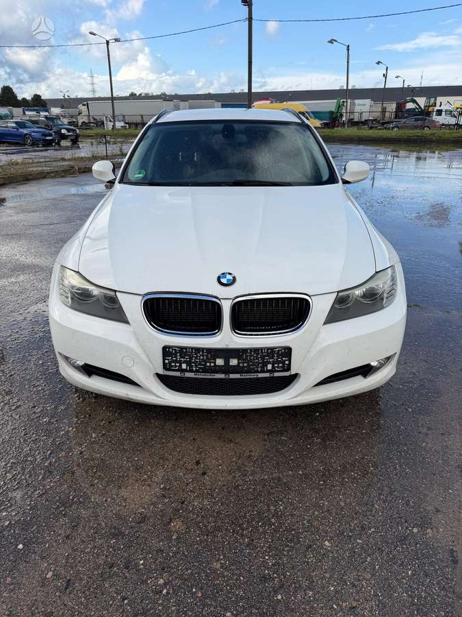 BMW 320 2011 — двигун 2000 cm³, 184 HP (135kW)