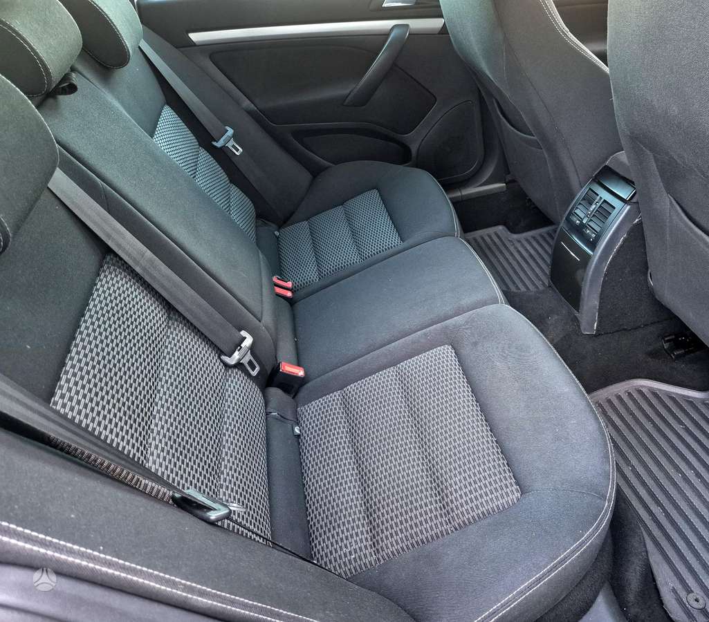 Skoda Octavia 2010 — photo 17