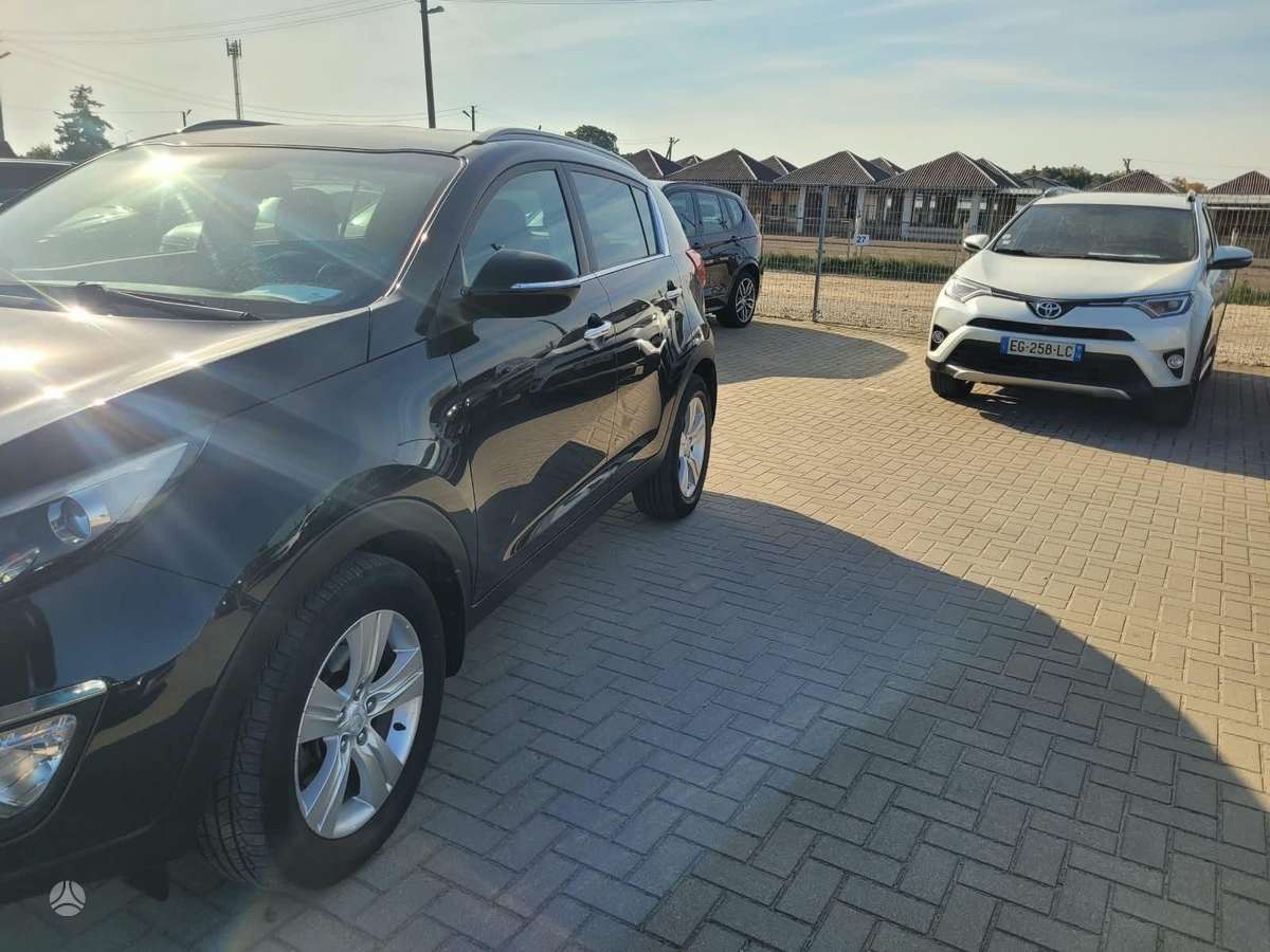 Kia Sportage 2012 — двигун 1685 cm³, 116 HP (85kW)