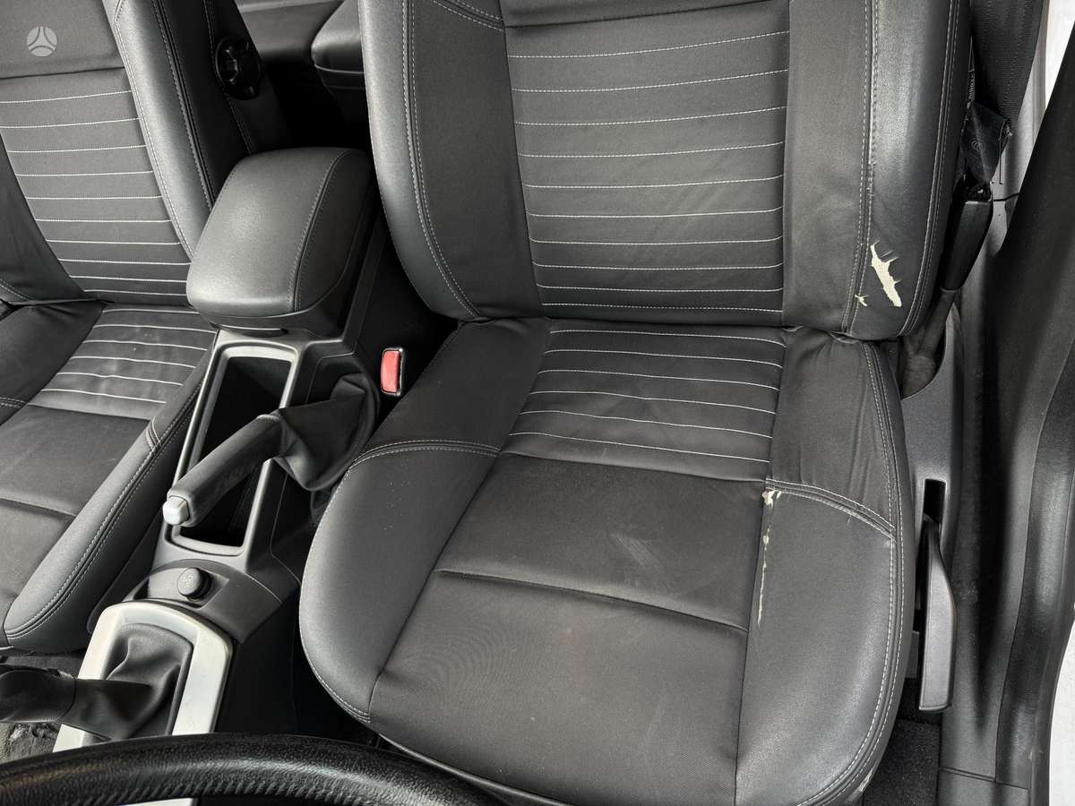 Volvo V50 2007 — photo 12