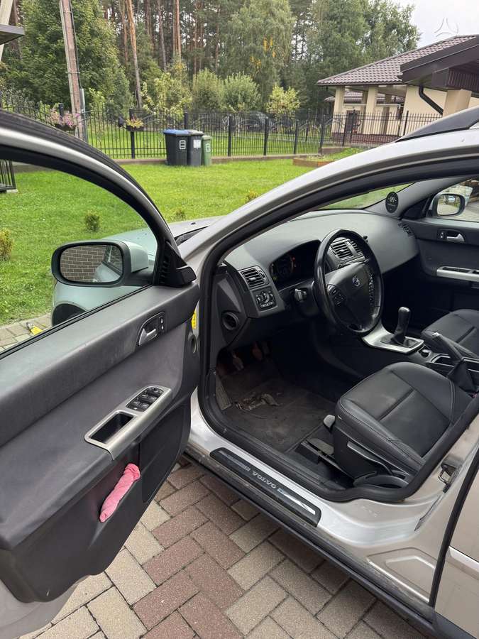 Volvo V50 2007 — photo 7