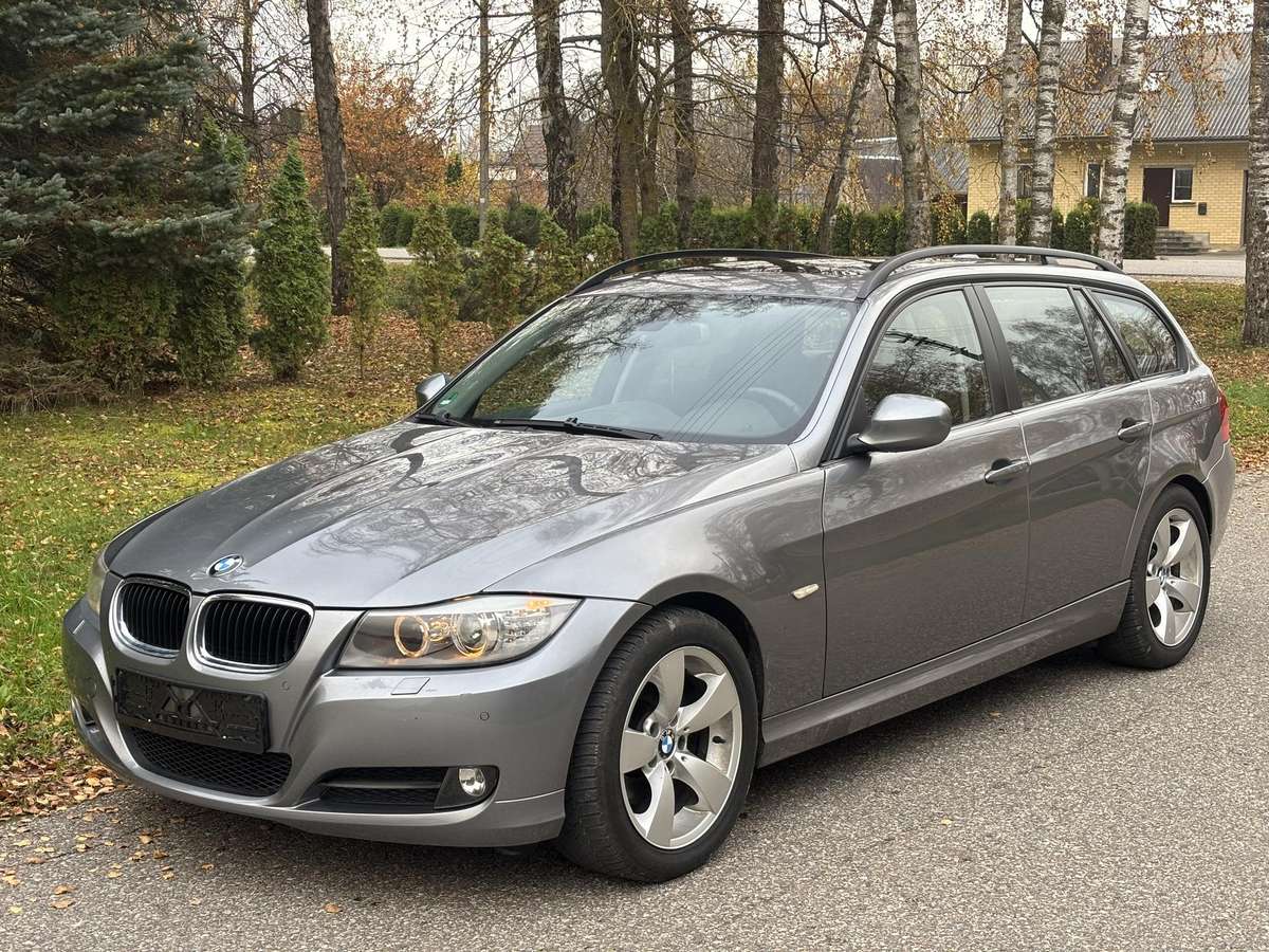BMW 320, 2009